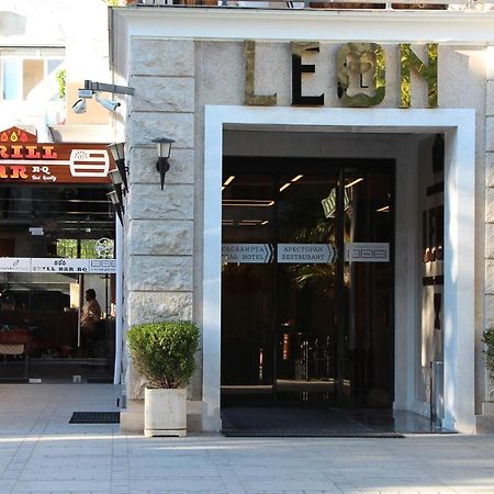 Leon Boutique Hotel ซุคุม ภายนอก รูปภาพ