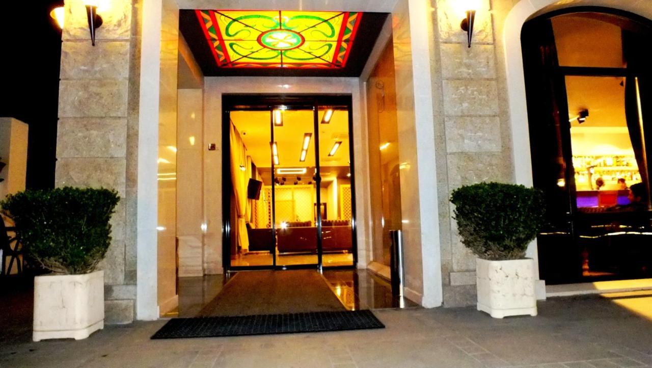 Leon Boutique Hotel ซุคุม ภายนอก รูปภาพ