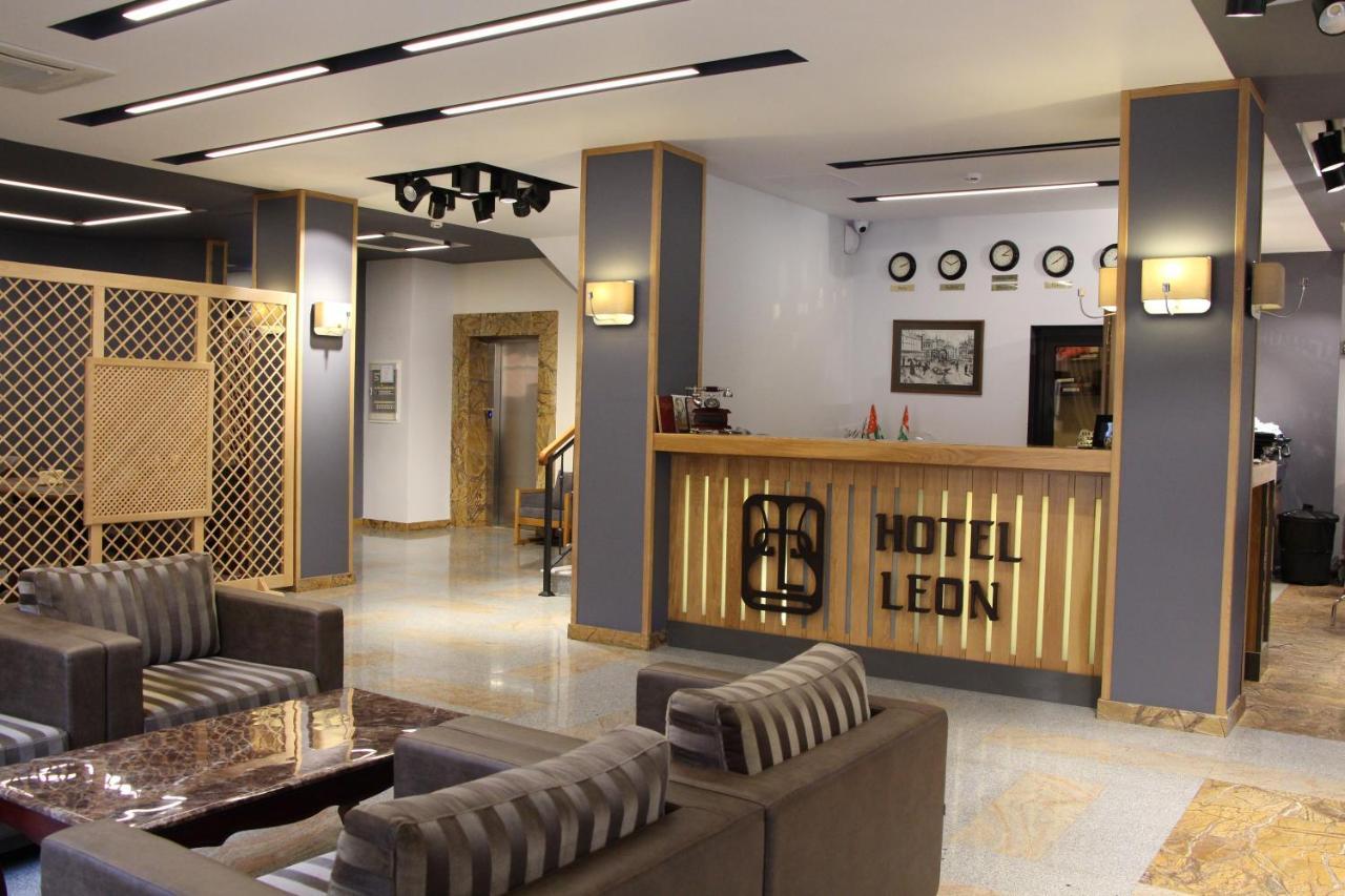 Leon Boutique Hotel ซุคุม ภายนอก รูปภาพ