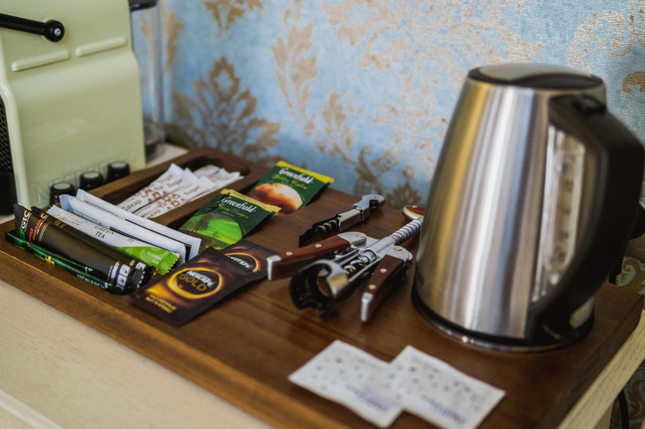 Leon Boutique Hotel ซุคุม ภายนอก รูปภาพ
